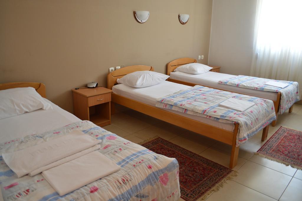 Hotel Kangaroo Budva Bagian luar foto