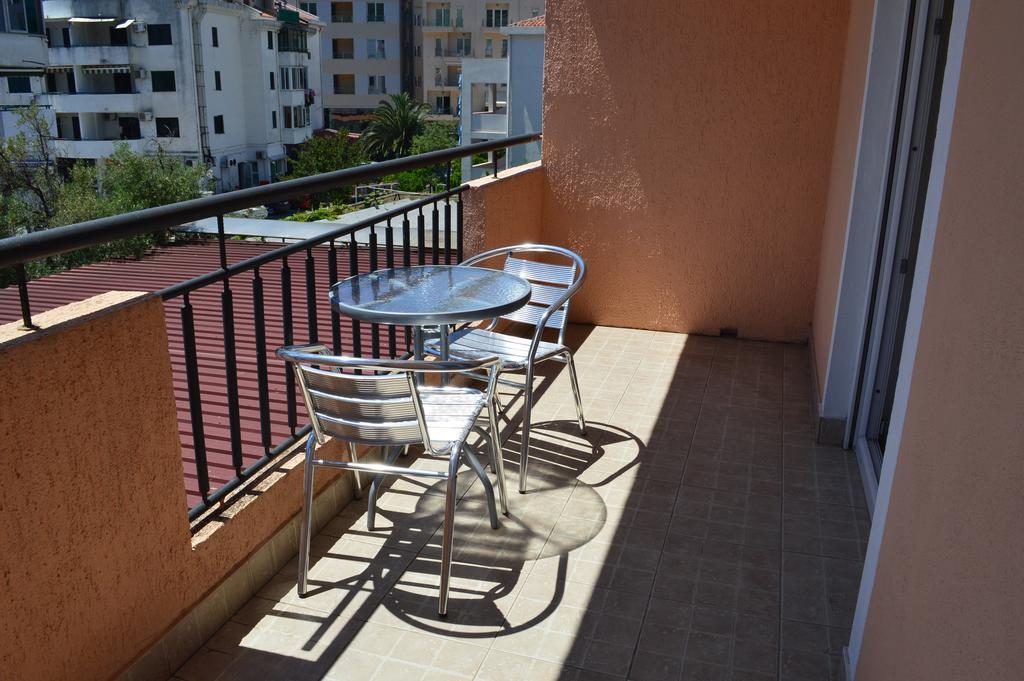 Hotel Kangaroo Budva Bagian luar foto