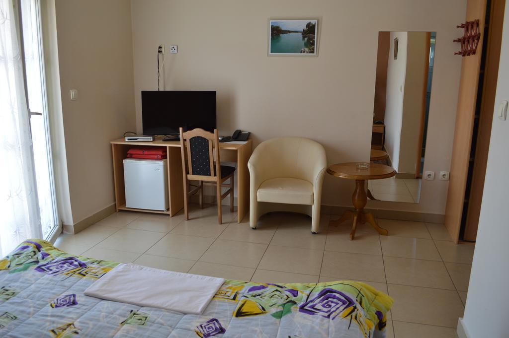 Hotel Kangaroo Budva Bagian luar foto