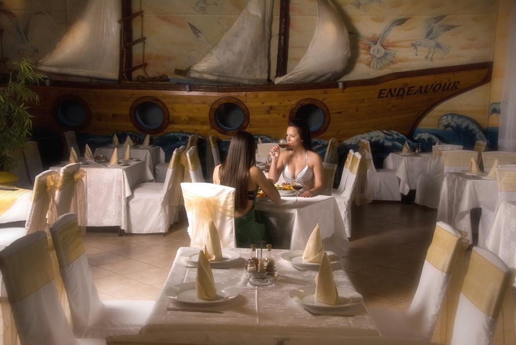 Hotel Kangaroo Budva Bagian luar foto